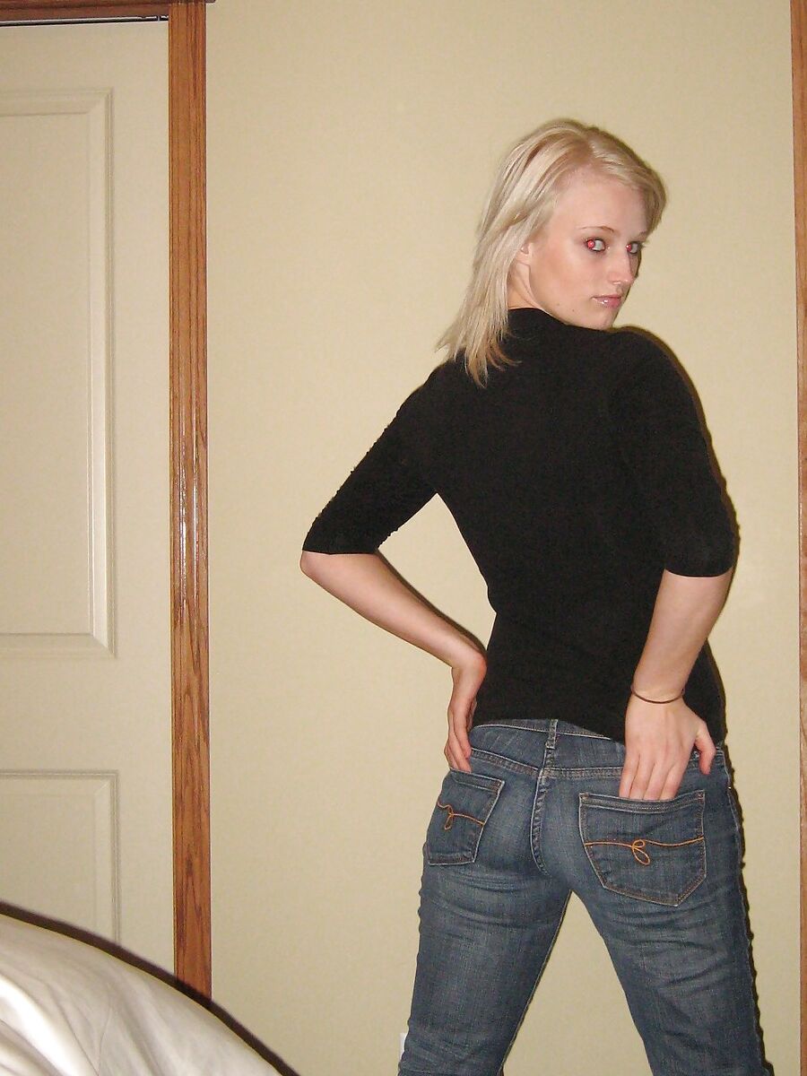 HOT AMATEUR TEEN