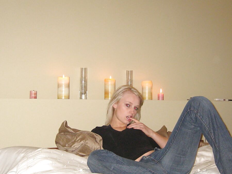 HOT AMATEUR TEEN