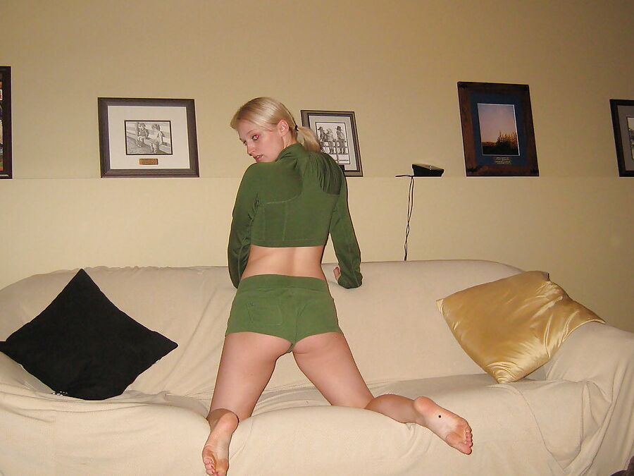 HOT AMATEUR TEEN