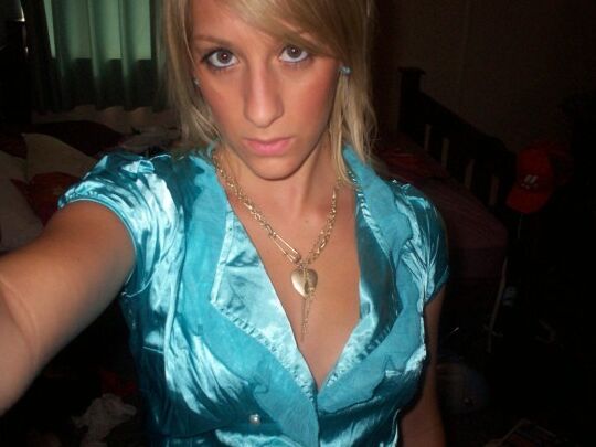 Amateur emo chicks posing naked
