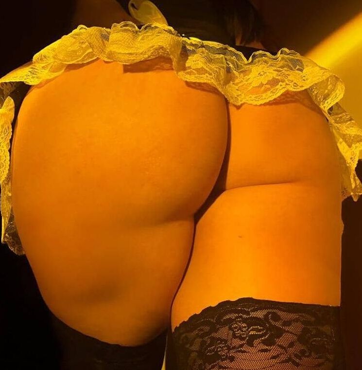 Cearathighs nude