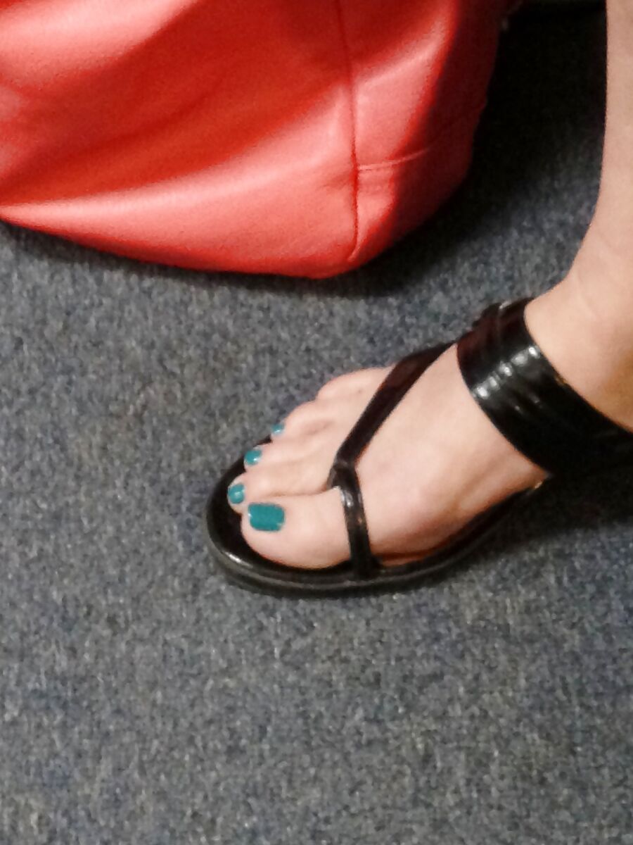 Wife&;s blue toes