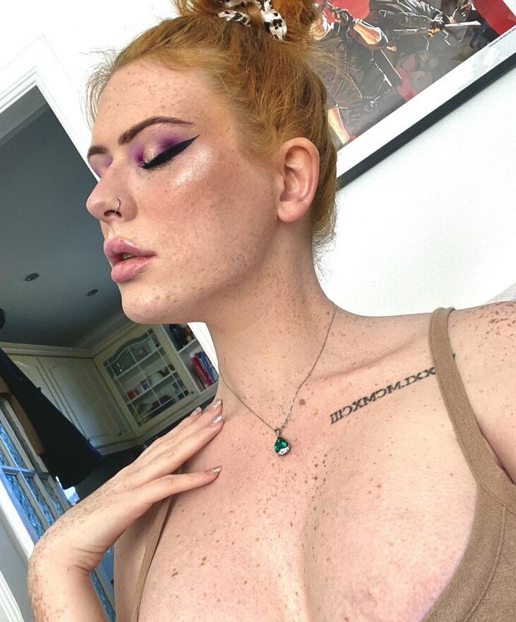 Rogue Robinson nude