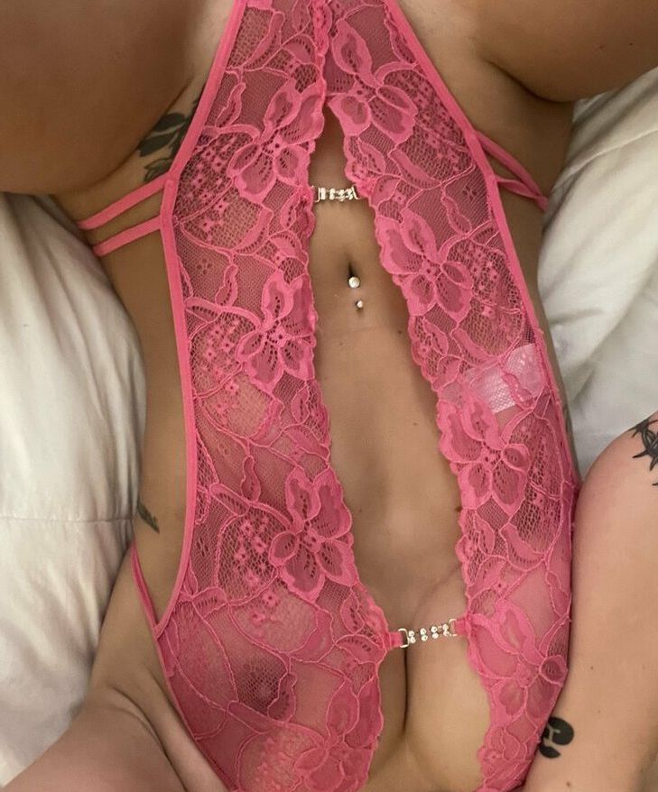 Juustjuliaa nude