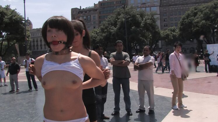 Cutie bondaged and having rough sex in public place