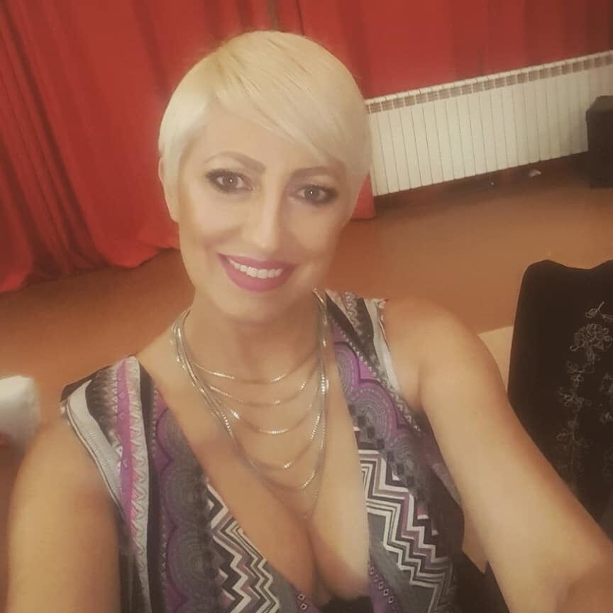 Short Haired Milf Blonde