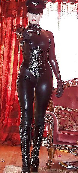 White Mistresses, black slave girls