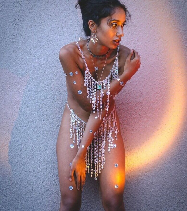 Kalham Amor nude