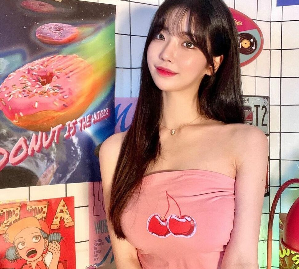Se Yeon nude