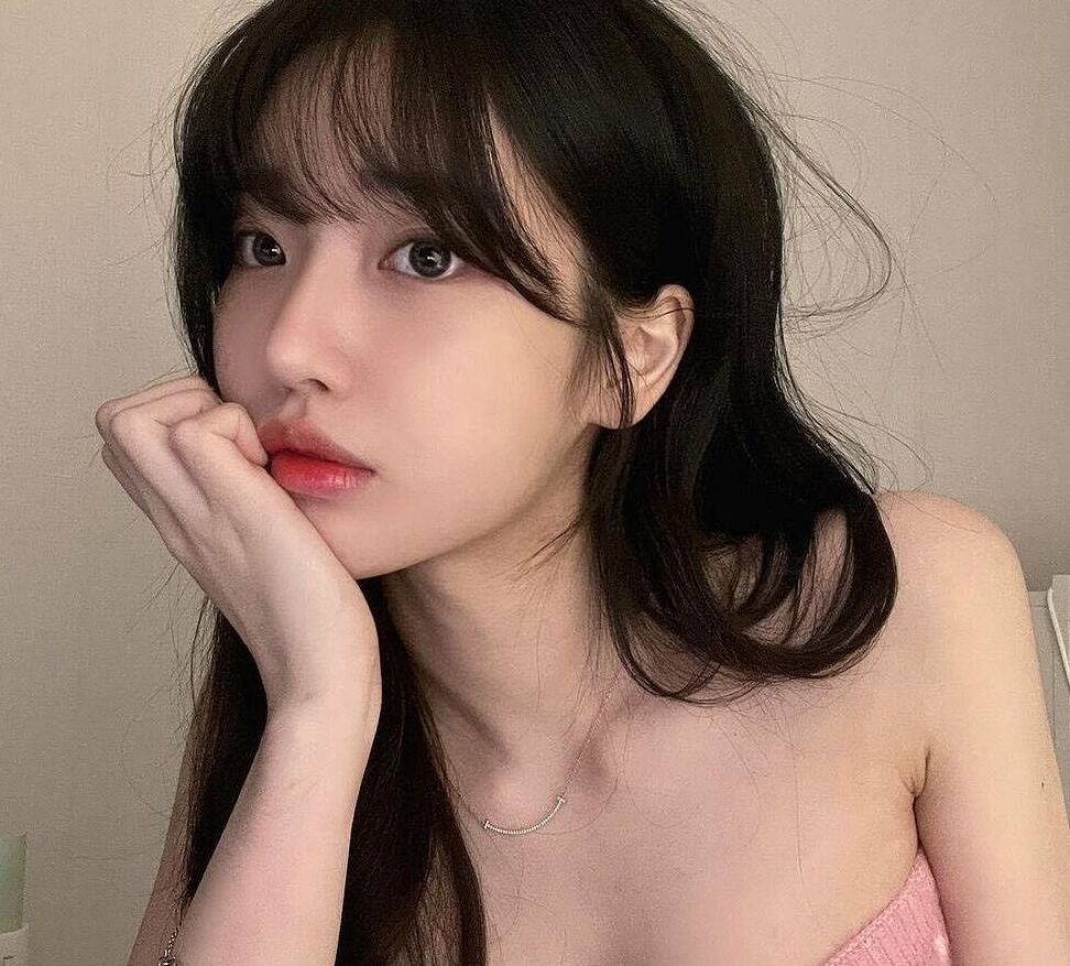 Se Yeon nude
