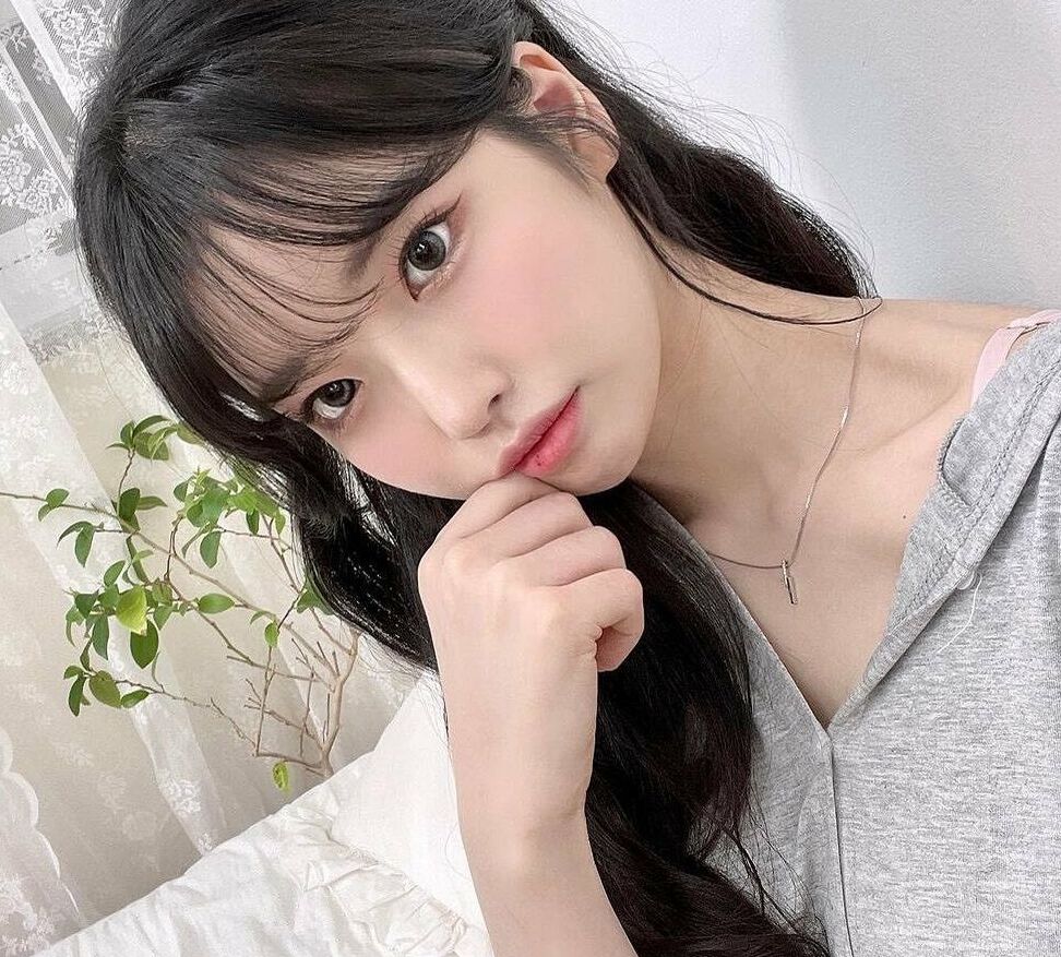 Se Yeon nude
