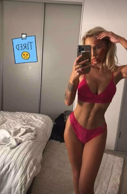 Leonie McSorley nude