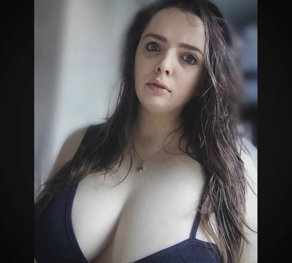 Marie-Caroline Amelia nude