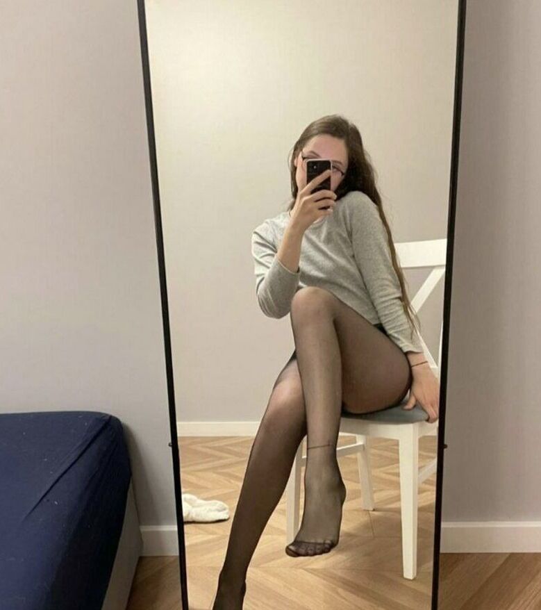 Nyakich nude