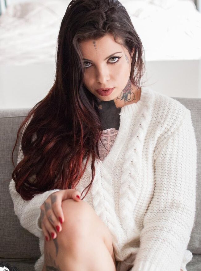 Marjo Suicide nude