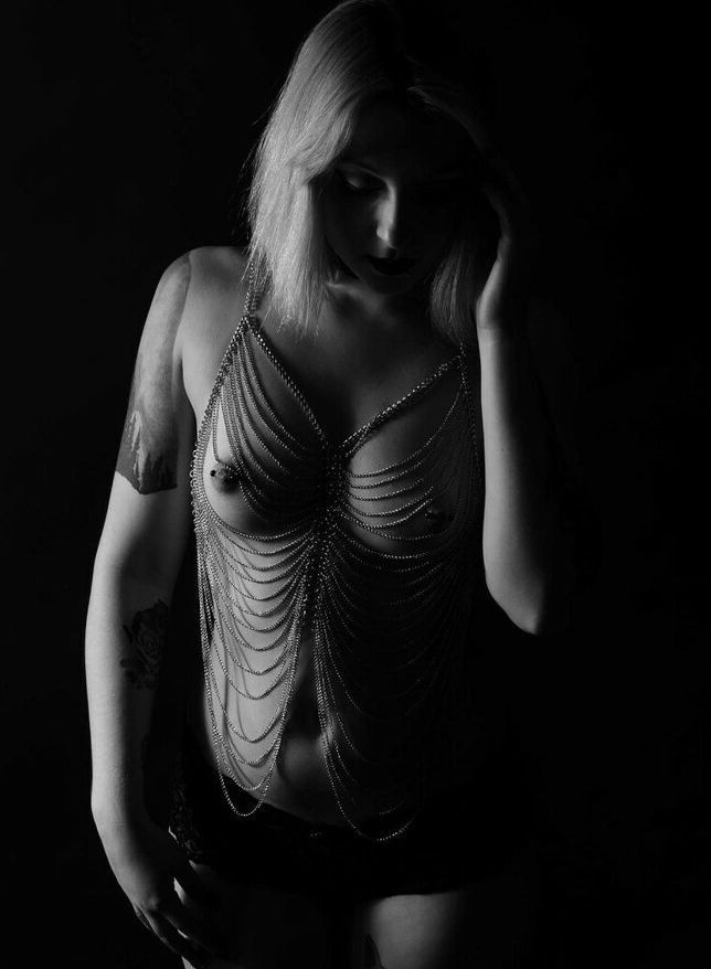 Midnight Mary nude