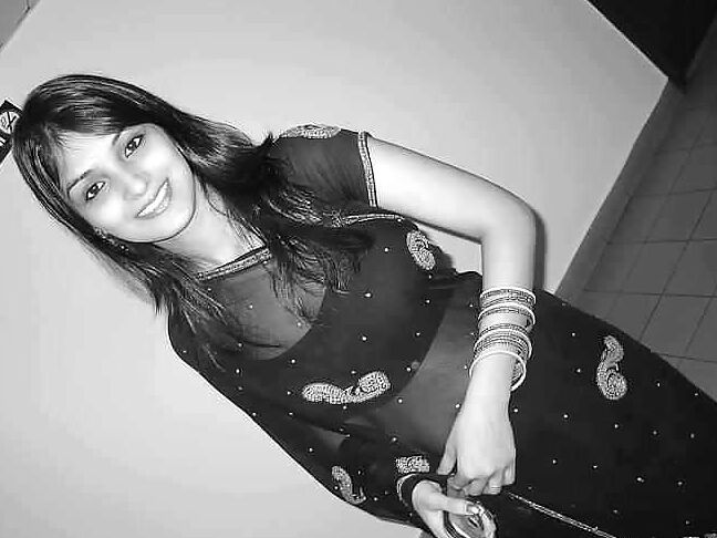 Most sexy aunty this age