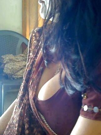Most sexy aunty this age