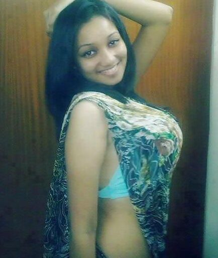 Most sexy aunty this age