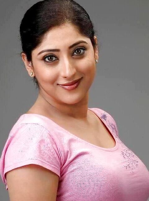 Most sexy aunty this age
