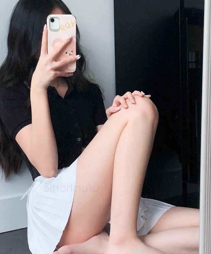 Urshortie nude