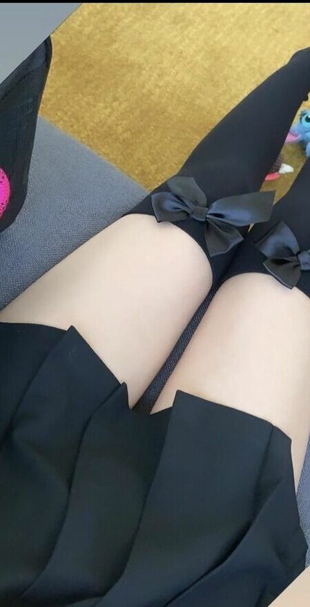 Urshortie nude
