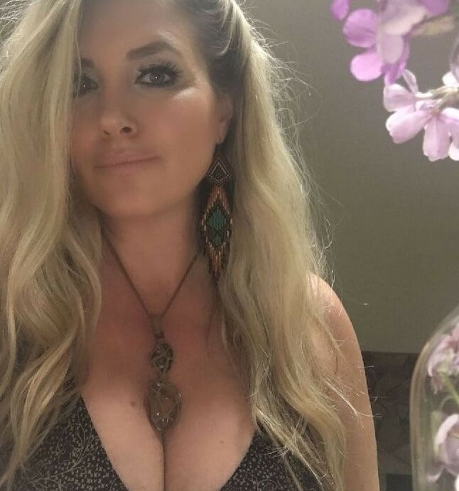 mature heaven deluxe