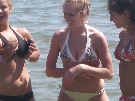 Comment Your Fantasy Bikini Teens and Cameltoe Vol