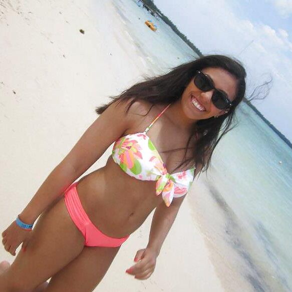 Comment Your Fantasy Bikini Teens and Cameltoe Vol