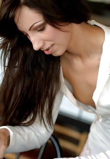 Downblouse