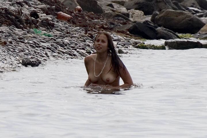 Warning - real unbelievable nudist photos and videos