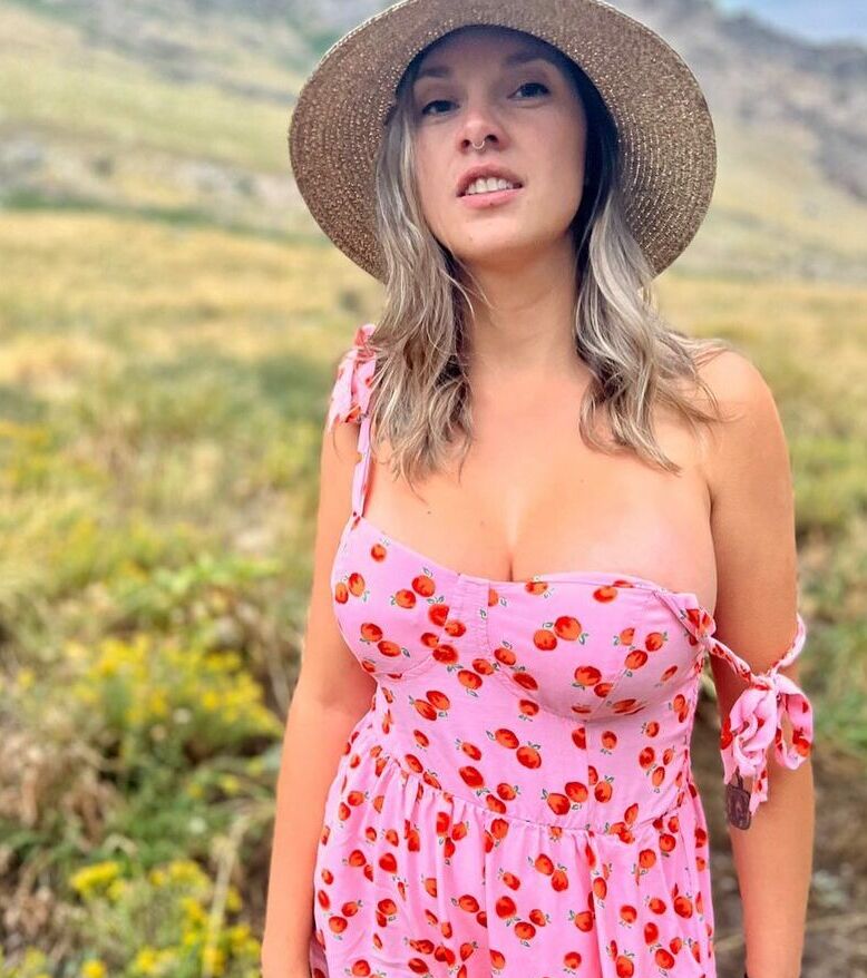 SortaSweetWin nude