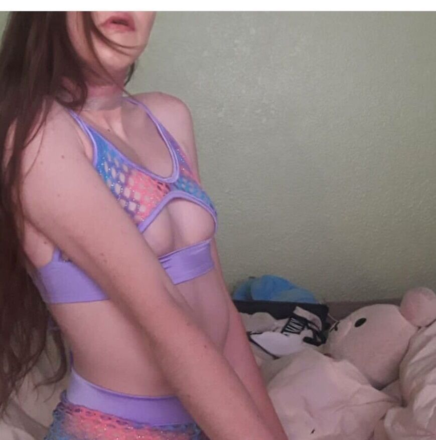 Lkonyourlunchbreak nude