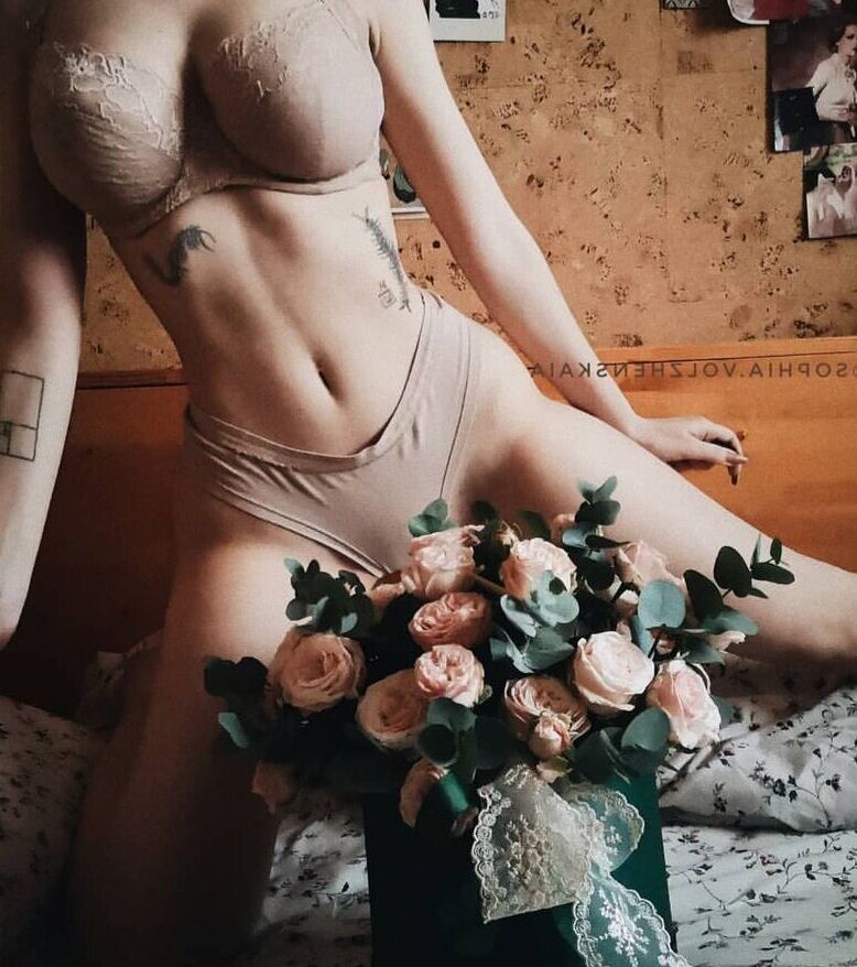 Sophia Volzhenskaia nude