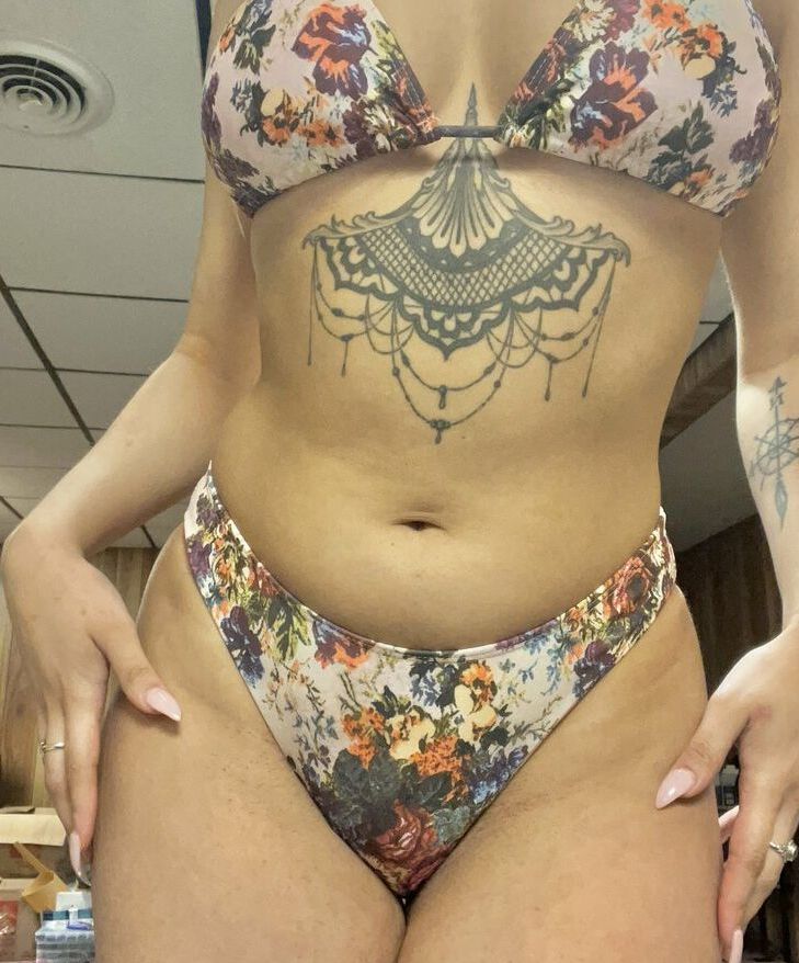 Lexi SmolBirdnsfw nude