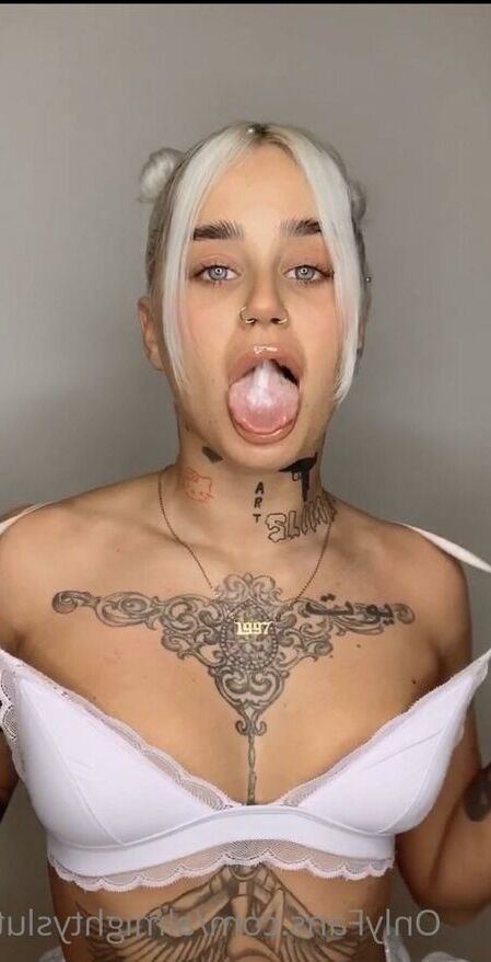 Amy Almighty nude