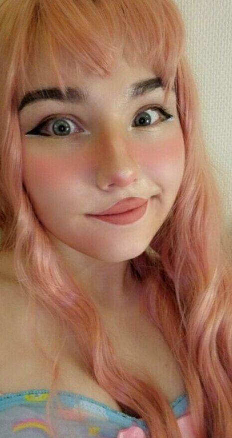 HappyLikeAwall nude