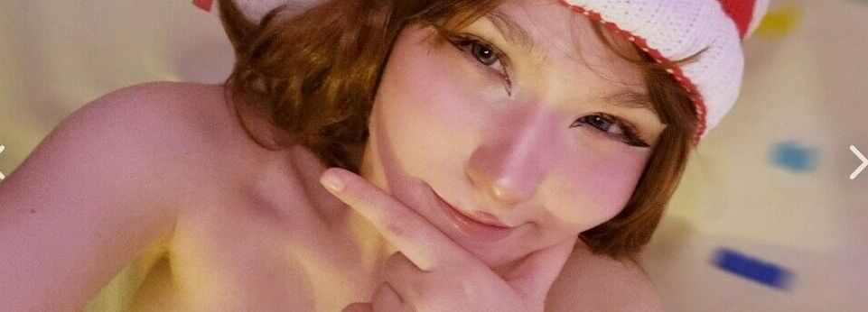 HappyLikeAwall nude