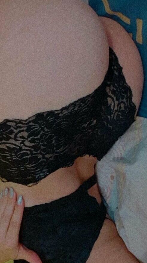 Iwaifu nude