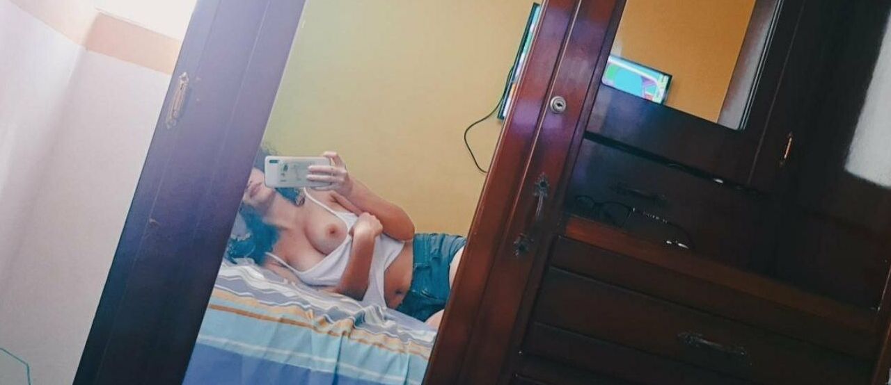 Iwaifu nude