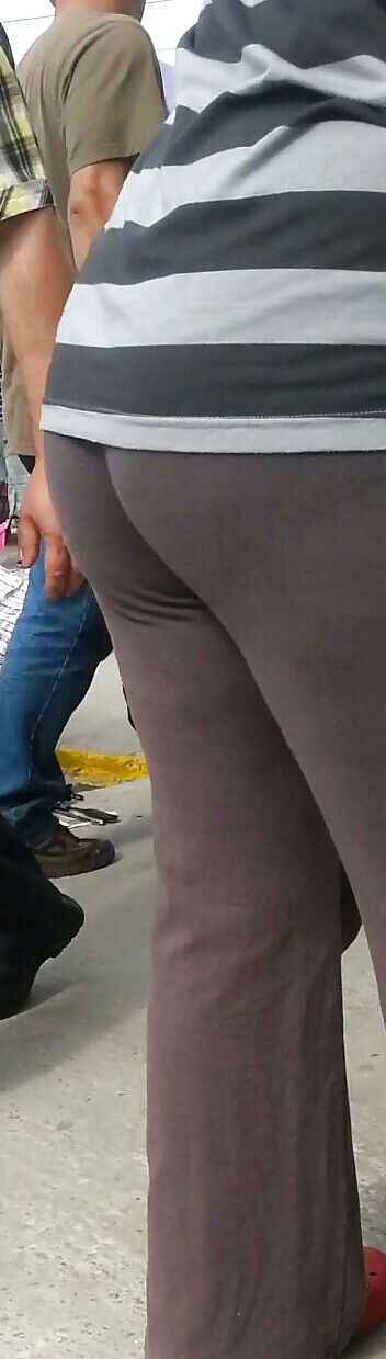 Hot ass mature romanian