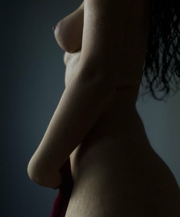 Iwaifu nude