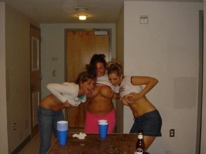 Blonde coed teen strips off indoors and posing for the camera