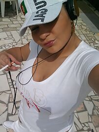 Beurette non nude