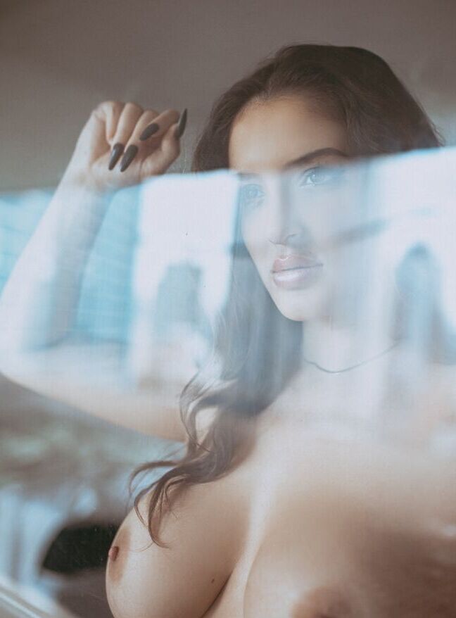 Marcela Chiandotti nude