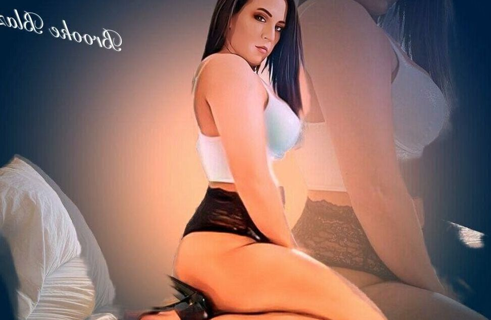 Hotwife_brookeblaze nude