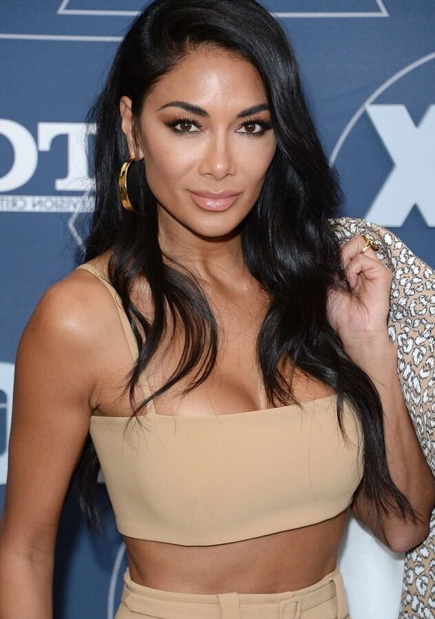 Nicole Scherzinger: Hair and Tits
