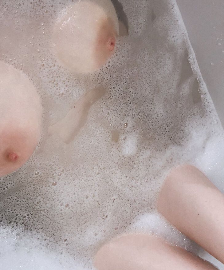 Orphic Bunny nude