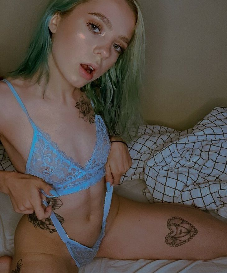 Diamond_aaz nude