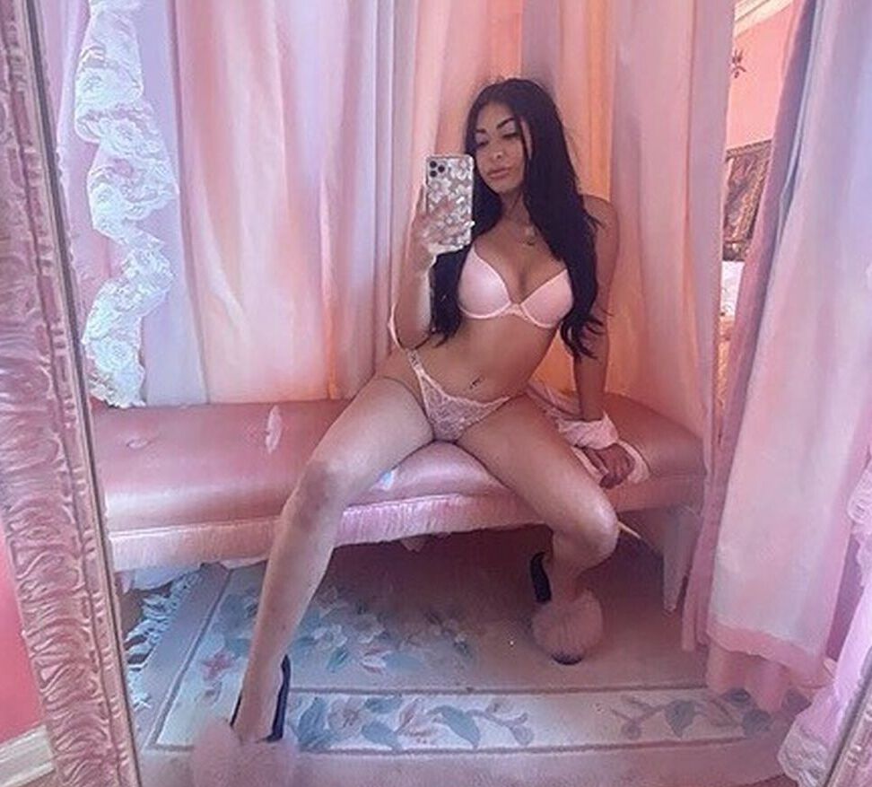Babyfengari nude